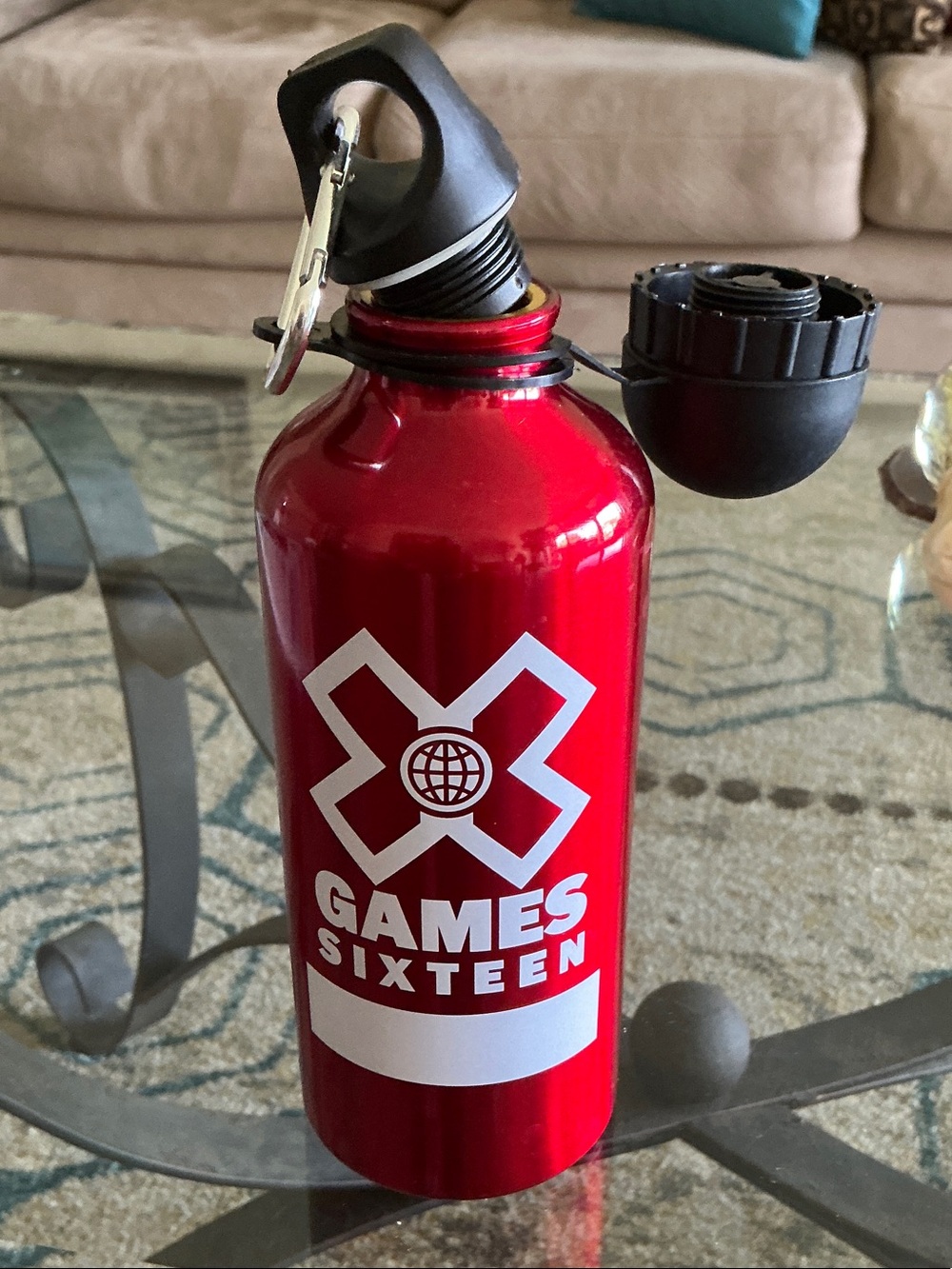 New X Games Sixteen Water or Beverage bottle -VTG